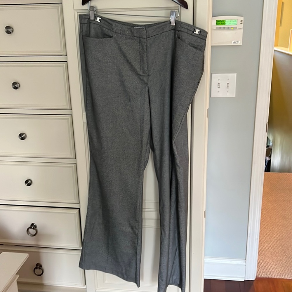 New York and Company size 18 trousers